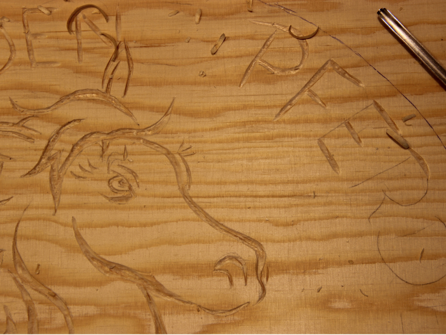 Holzschnitt eines Pferdekopfes