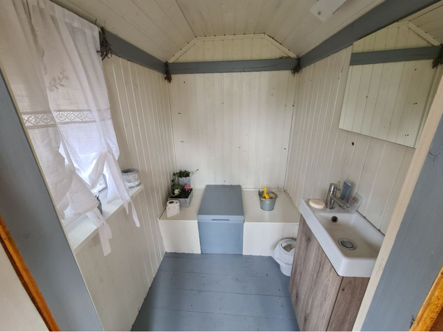 Toilettenhäuschen für den Garten