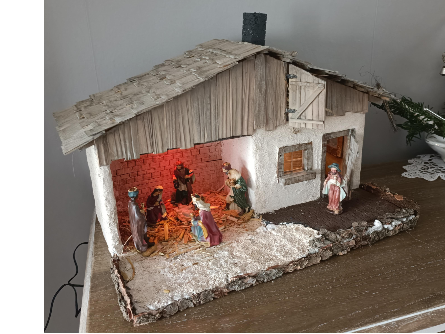 Weihnachtskrippe in einem Stall