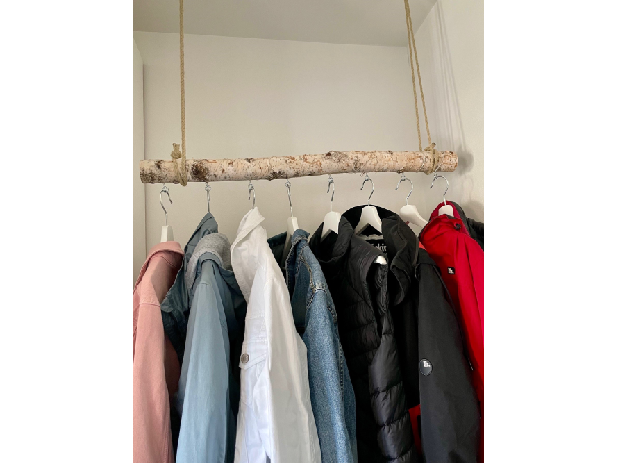 Kleiderstange aus Birkenstamm