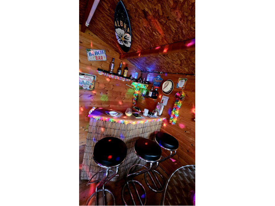 Gartenbar im Hawaii-Stil