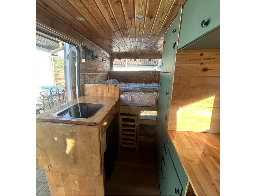 Innenausbau eines Campingbusses